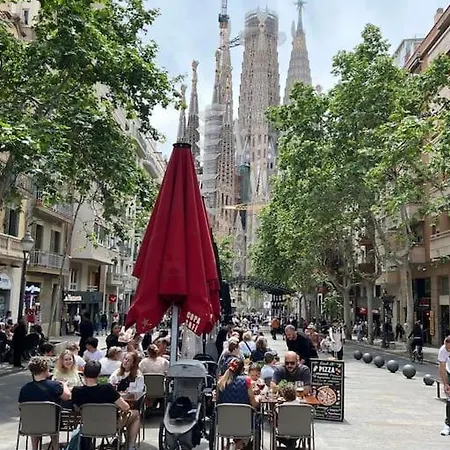 Sagrada Familia's View 3b1 5bath